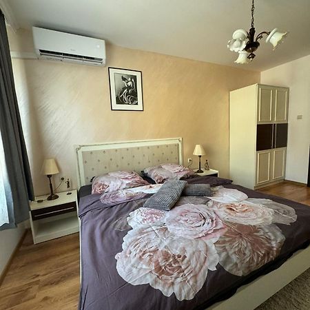 The Master And Margarita Apartment, Майстора И Маргарита, Two Bedroom Apartament Burgas City Eksteriør billede