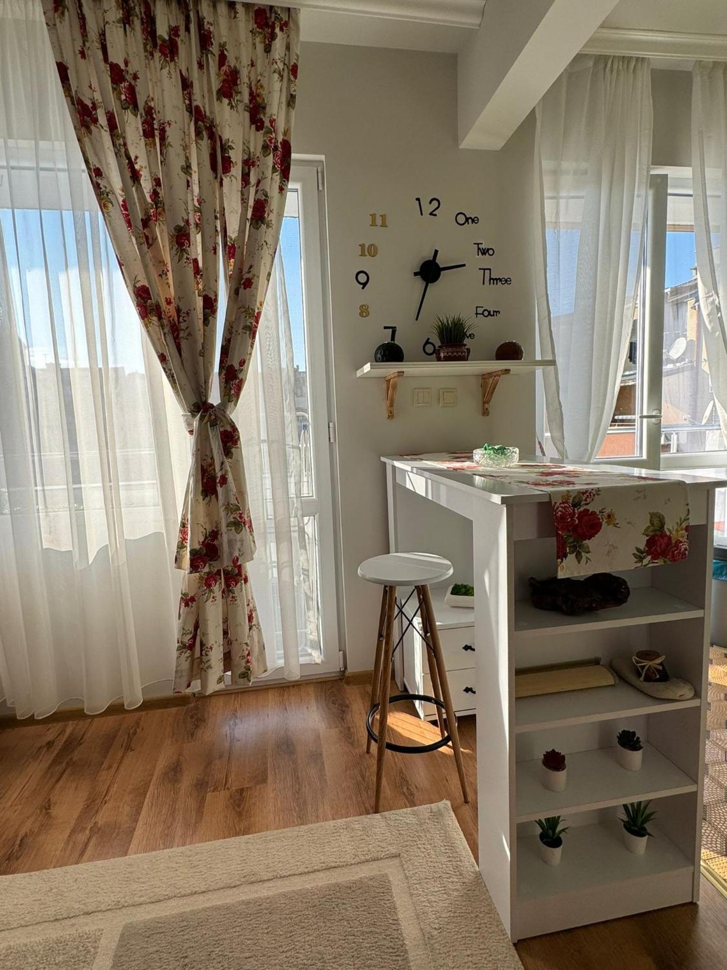 The Master And Margarita Apartment, Майстора И Маргарита, Two Bedroom Apartament Burgas City Eksteriør billede